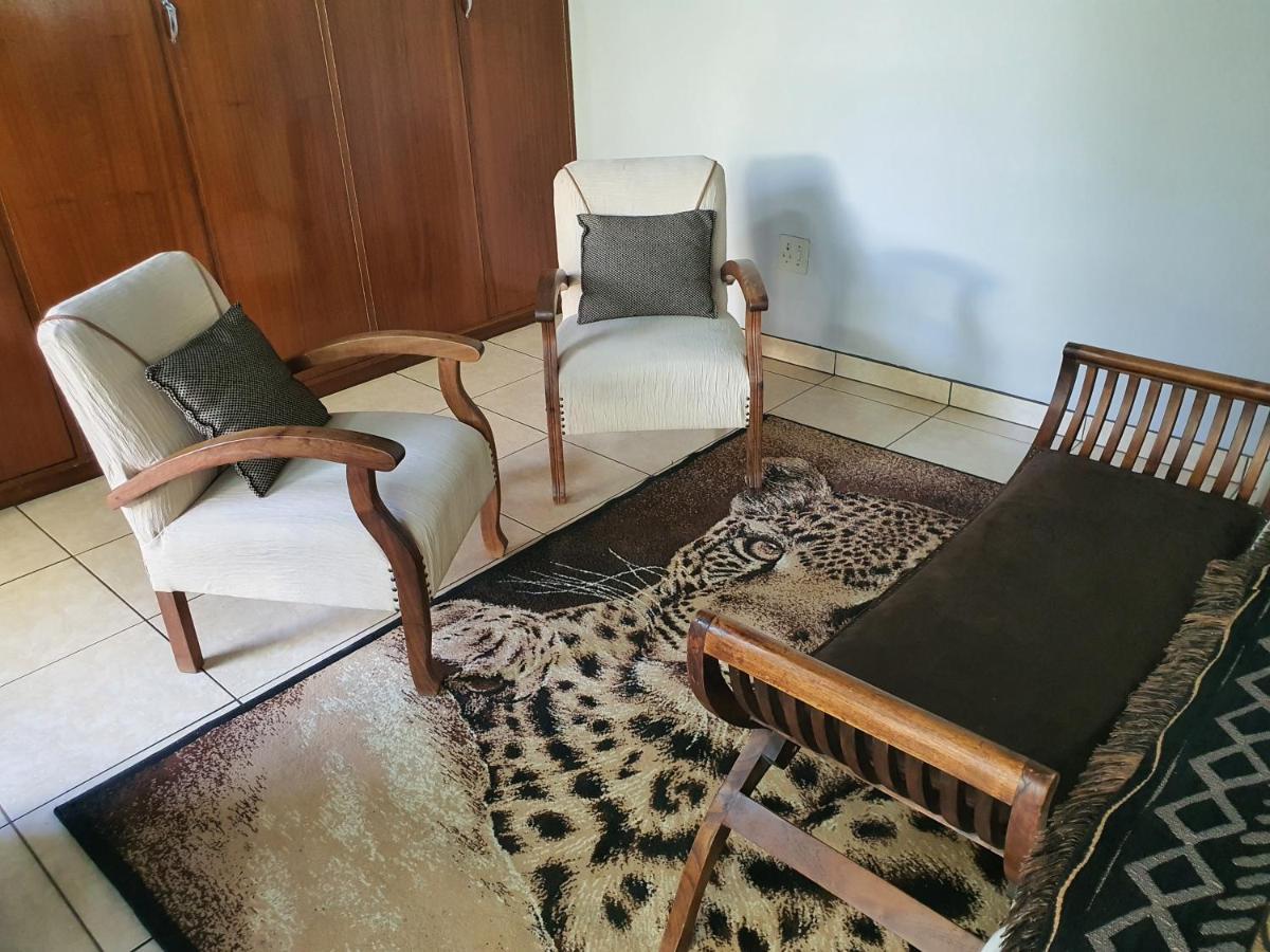 Selati 103 Guest Cottages Малелейн Екстериор снимка