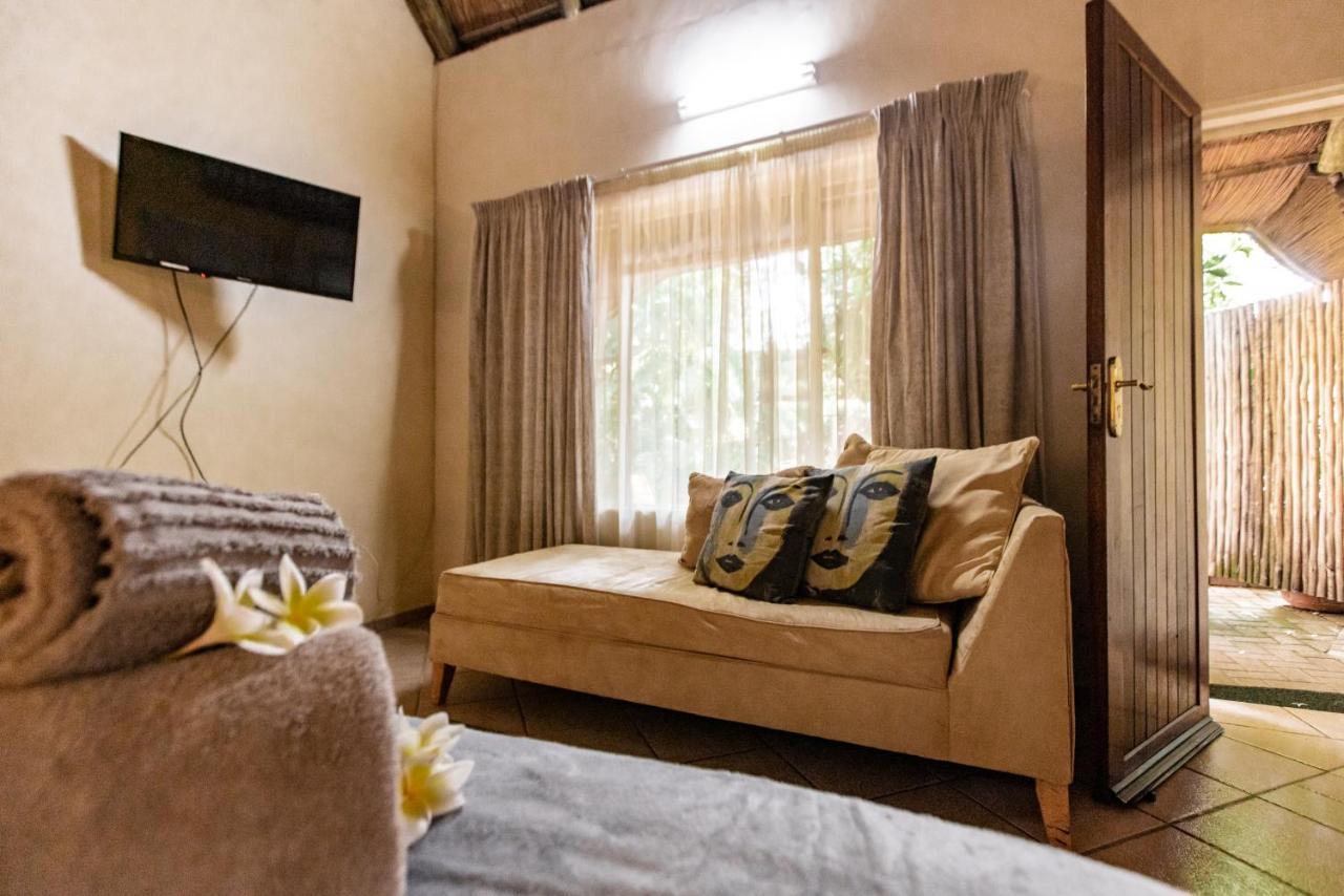 Selati 103 Guest Cottages Малелейн Екстериор снимка