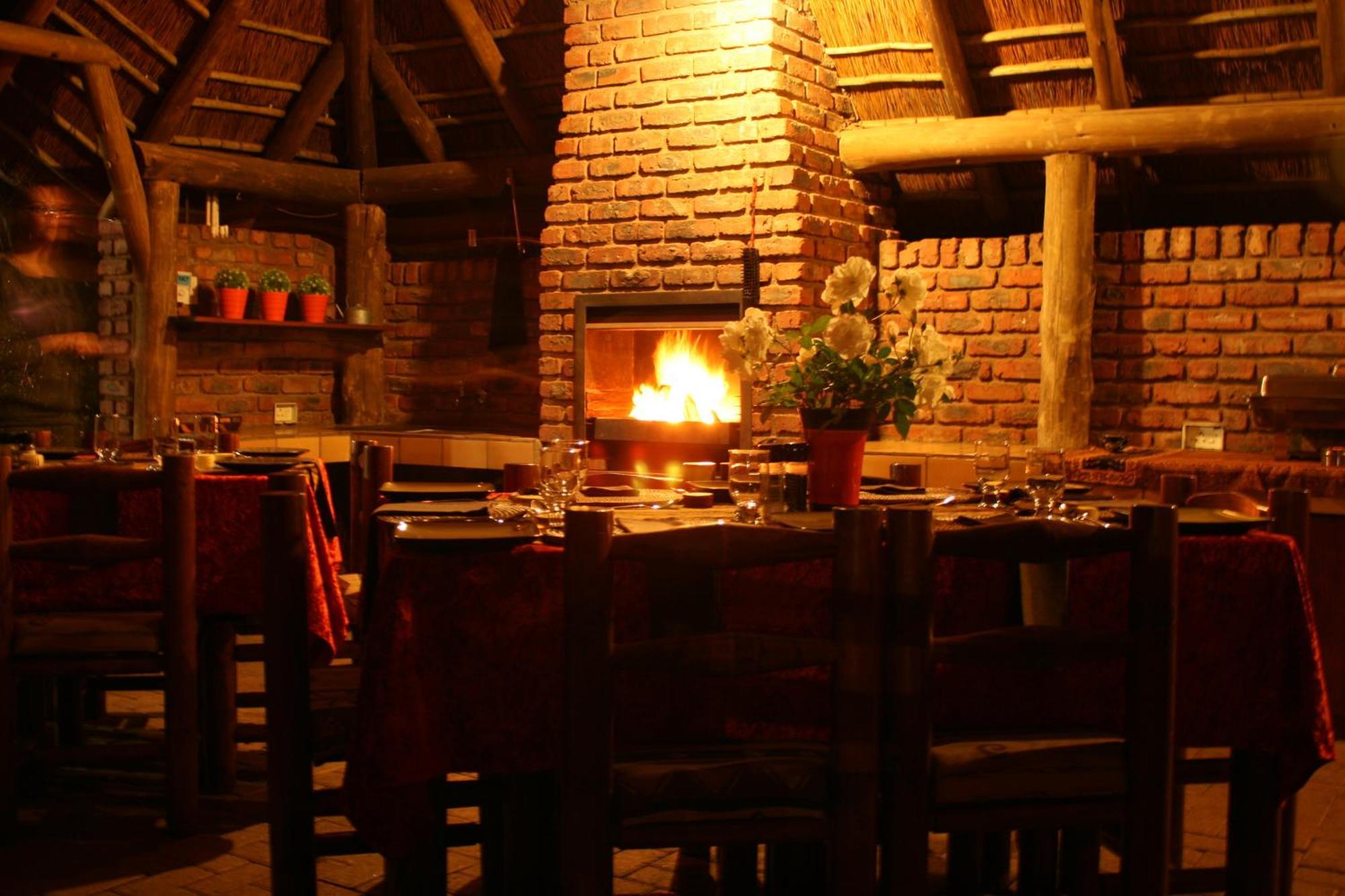 Selati 103 Guest Cottages Малелейн Екстериор снимка