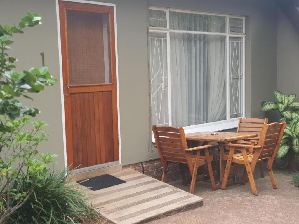 Selati 103 Guest Cottages Малелейн Екстериор снимка